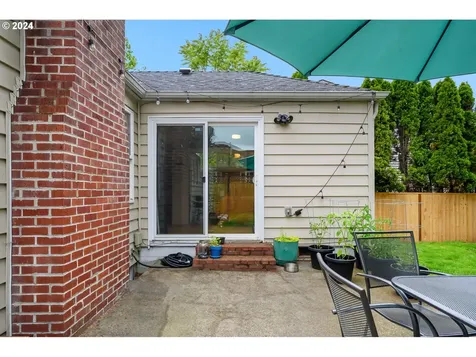 3526 Ne 102nd Avenue Portland OR 97220