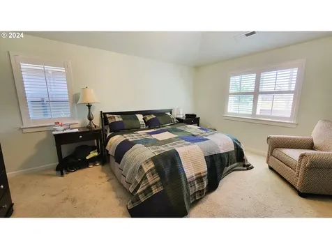 1173 Swale Ridge Loop Creswell OR 97426