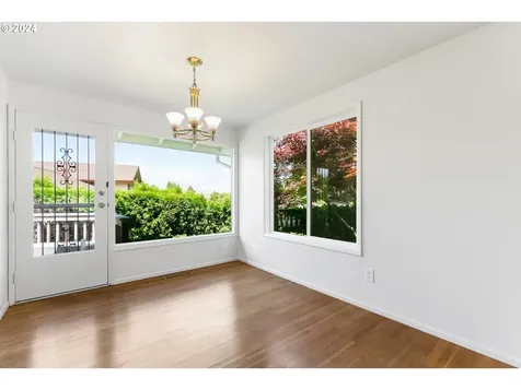 3315 Ne 138th Place Portland OR 97230