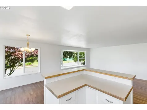 3315 Ne 138th Place Portland OR 97230
