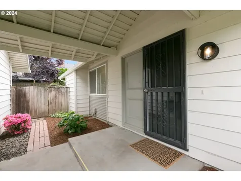3315 Ne 138th Place Portland OR 97230