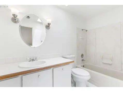 3315 Ne 138th Place Portland OR 97230