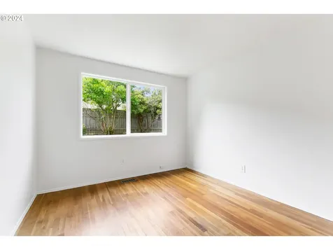 3315 Ne 138th Place Portland OR 97230