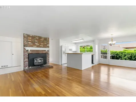 3315 Ne 138th Place Portland OR 97230