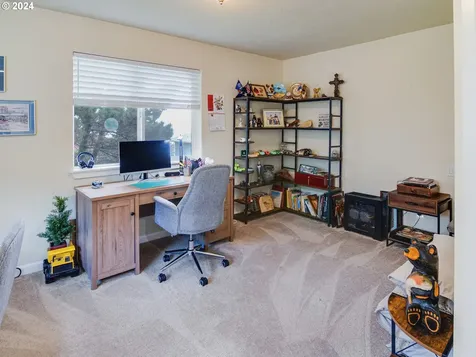 1916 NE 70th Street Lincoln City OR 97367