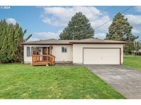 1439 30th Avenue Longview WA 98632
