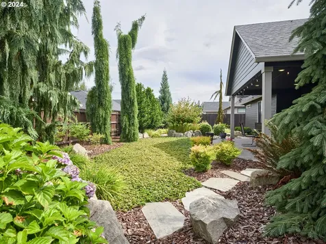 5704 Ne 132nd Street Vancouver WA 98686