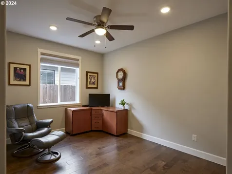 5704 Ne 132nd Street Vancouver WA 98686