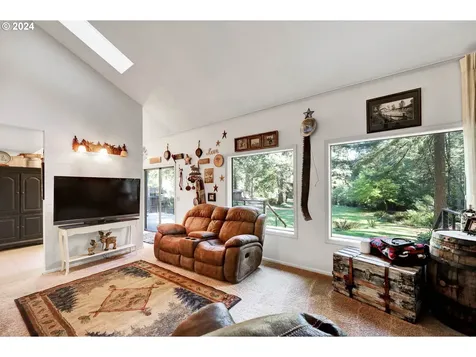 36704 Parsons Creek Road Springfield OR 97478