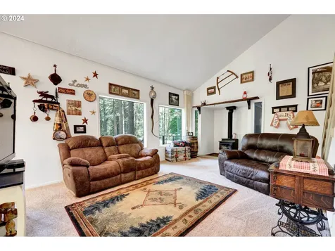 36704 Parsons Creek Road Springfield OR 97478