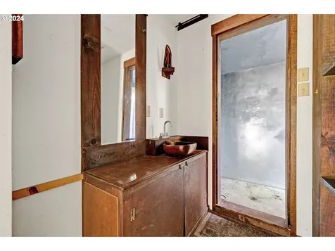 36704 Parsons Creek Road Springfield OR 97478