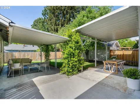 2229 N Watts Street Portland OR 97217