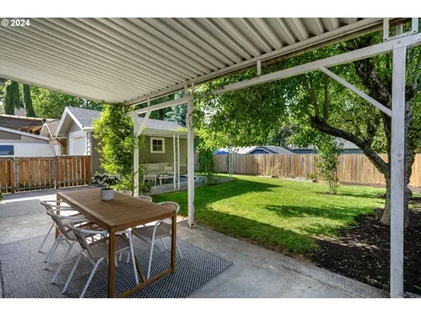 2229 N Watts Street Portland OR 97217