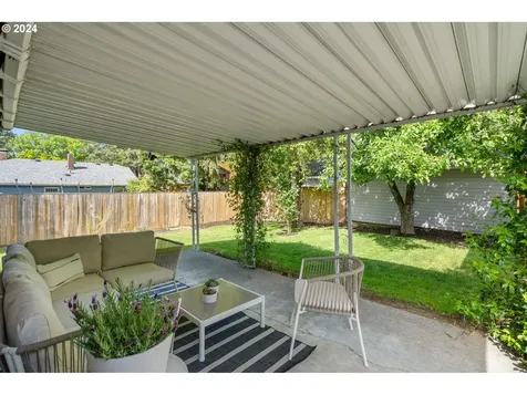 2229 N Watts Street Portland OR 97217