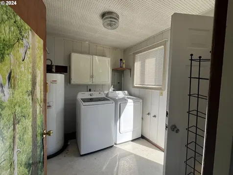63751 Ellen Street Coos Bay OR 97420