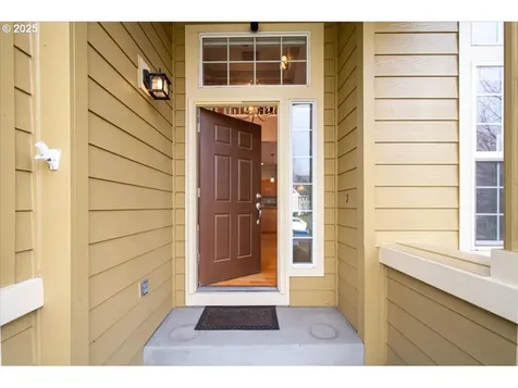18101 SE 42nd Street Vancouver WA 98683