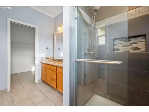 18101 SE 42nd Street Vancouver WA 98683
