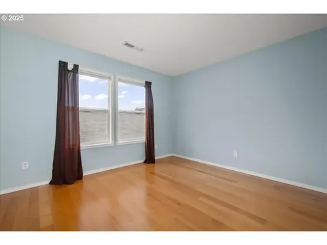 18101 SE 42nd Street Vancouver WA 98683