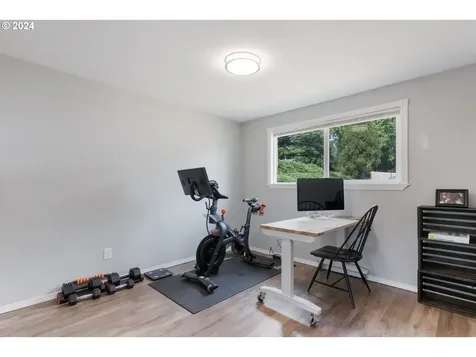 9942 Sw 37th Avenue Portland OR 97219