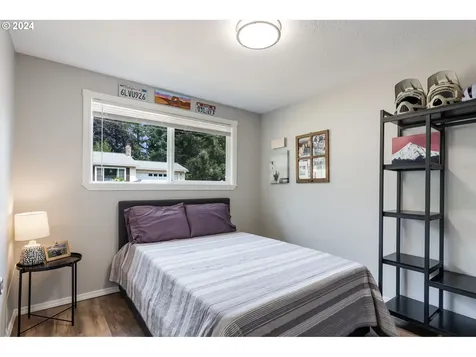 9942 Sw 37th Avenue Portland OR 97219
