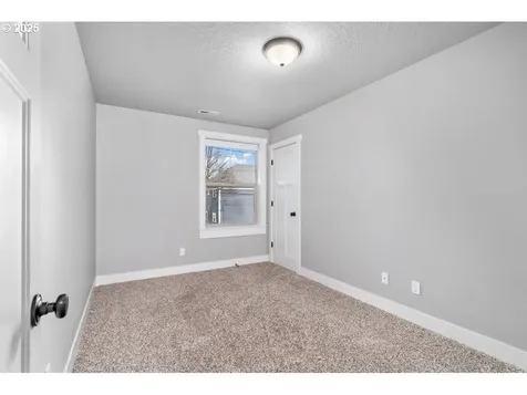 526 NE Beech Street Portland OR 97212
