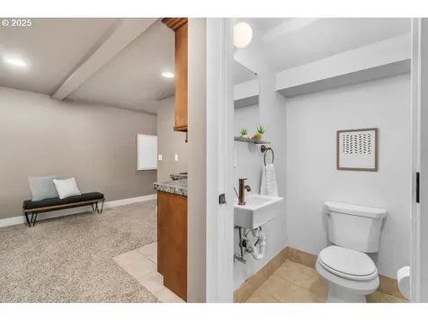 526 NE Beech Street Portland OR 97212
