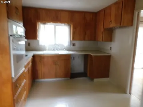 4401 Cascade Drive Eugene OR 97402
