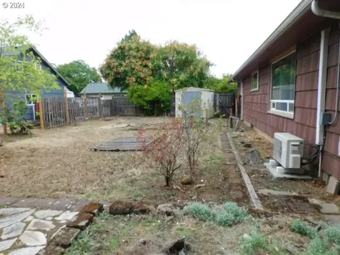 4401 Cascade Drive Eugene OR 97402