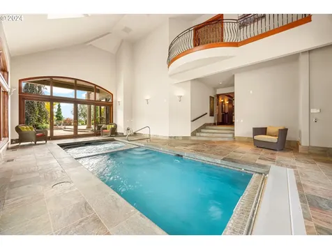 27050 SW Petes Mountain Road West Linn OR 97068
