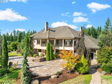 27050 SW Petes Mountain Road West Linn OR 97068