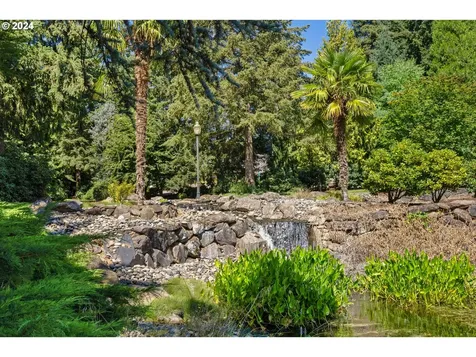 27050 SW Petes Mountain Road West Linn OR 97068