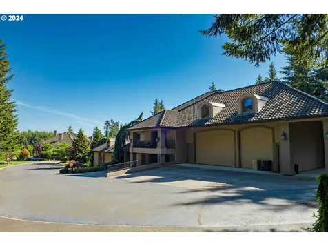27050 SW Petes Mountain Road West Linn OR 97068