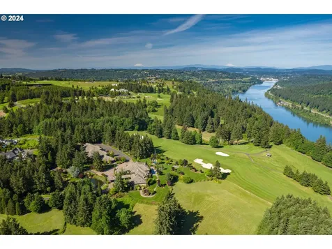 27050 SW Petes Mountain Road West Linn OR 97068