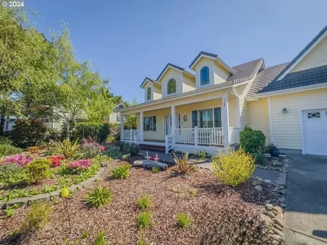 118 Shoreline Drive Florence OR 97439