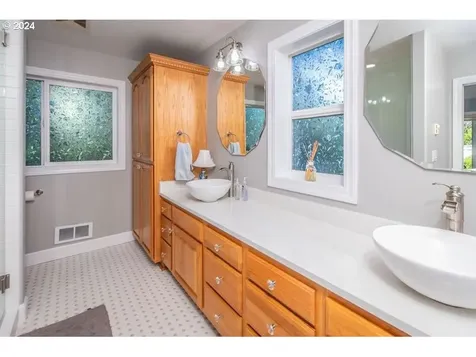 118 Shoreline Drive Florence OR 97439