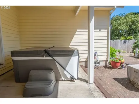 118 Shoreline Drive Florence OR 97439