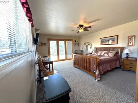 27648 Golf Club Lane John Day OR 97845