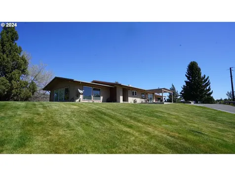 27648 Golf Club Lane John Day OR 97845