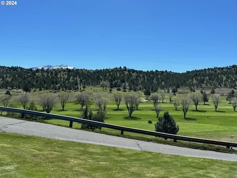 27648 Golf Club Lane John Day OR 97845