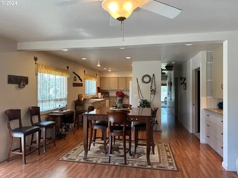 27648 Golf Club Lane John Day OR 97845