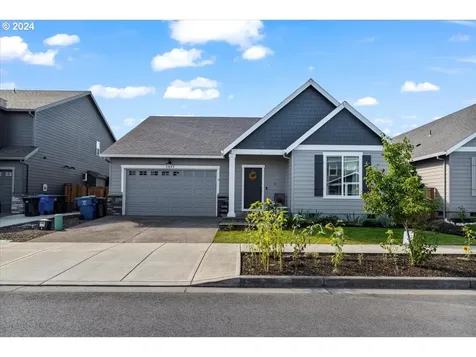 5038 Constellation Avenue NE Salem OR 97305