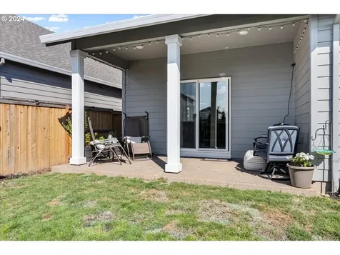 5038 Constellation Avenue NE Salem OR 97305