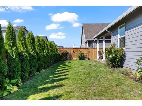 5038 Constellation Avenue NE Salem OR 97305