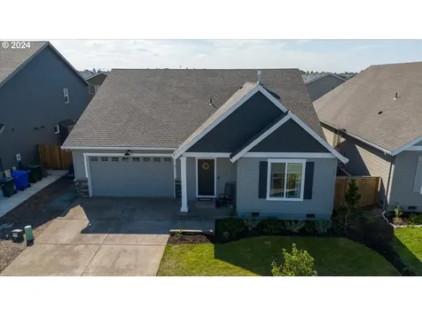 5038 Constellation Avenue NE Salem OR 97305