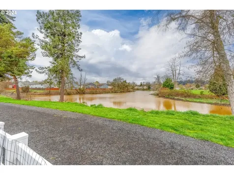 65 Willow Pointe Loop Longview WA 98632
