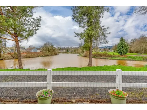 65 Willow Pointe Loop Longview WA 98632