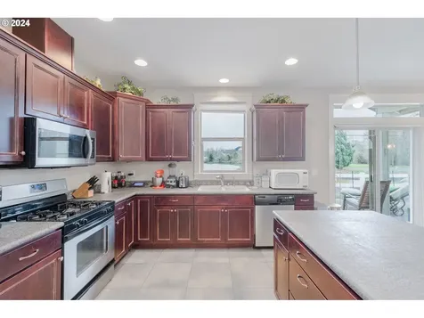 65 Willow Pointe Loop Longview WA 98632