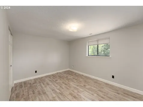 1547 Nw Rachel Avenue Roseburg OR 97471