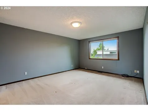 2204 Se 106th Avenue Vancouver WA 98664