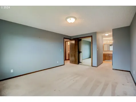 2204 Se 106th Avenue Vancouver WA 98664